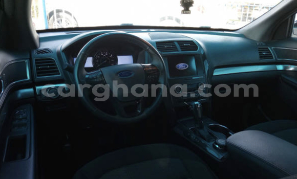 Sayi Na hannu Ford Explorer White Mota in Accra a Greater Accra Sayi Na hannu Ford Explorer White Mota in Accra a Greater Accra