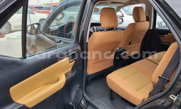 Sayi Na hannu Toyota Fortuner Black Mota in Accra a Greater Accra Sayi Na hannu Toyota Fortuner Black Mota in Accra a Greater Accra