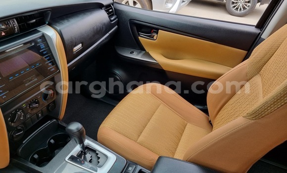 Sayi Na hannu Toyota Fortuner Black Mota in Accra a Greater Accra Sayi Na hannu Toyota Fortuner Black Mota in Accra a Greater Accra