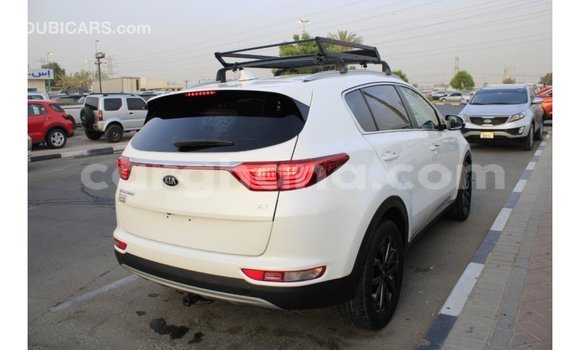 Buy Import Kia Sportage White Car in Import - Dubai in Ashanti Buy Import Kia Sportage White Car in Import - Dubai in Ashanti