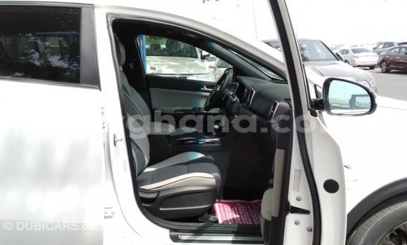 Buy Import Kia Sportage White Car in Import - Dubai in Ashanti Buy Import Kia Sportage White Car in Import - Dubai in Ashanti
