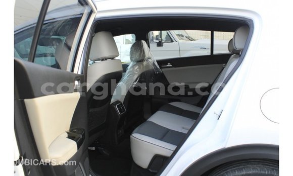 Buy Import Kia Sportage White Car in Import - Dubai in Ashanti Buy Import Kia Sportage White Car in Import - Dubai in Ashanti