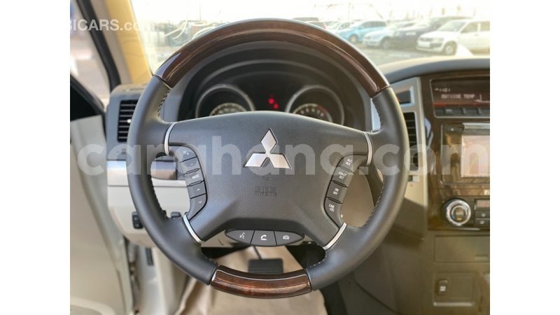 Big with watermark mitsubishi pajero ashanti import dubai 47776