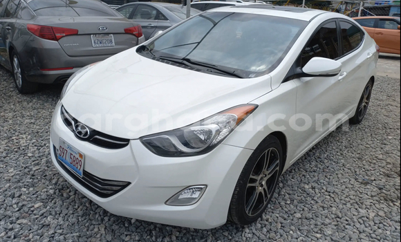 Buy Used Hyundai Elantra White Car in Accra in Greater Accra Buy Used Hyundai Elantra White Car in Accra in Greater Accra