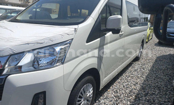 Sayi Na hannu Toyota Hiace White Mota in Accra a Greater Accra Sayi Na hannu Toyota Hiace White Mota in Accra a Greater Accra