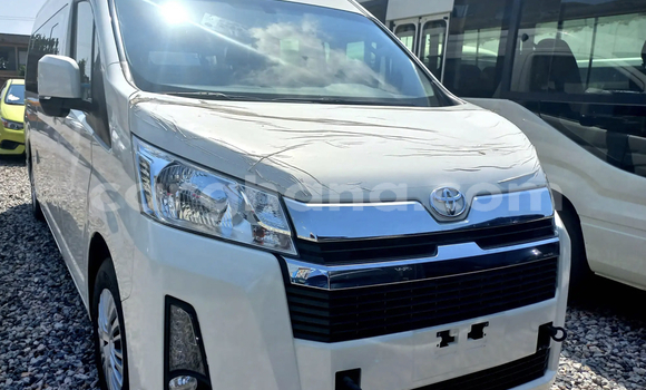Sayi Na hannu Toyota Hiace White Mota in Accra a Greater Accra Sayi Na hannu Toyota Hiace White Mota in Accra a Greater Accra