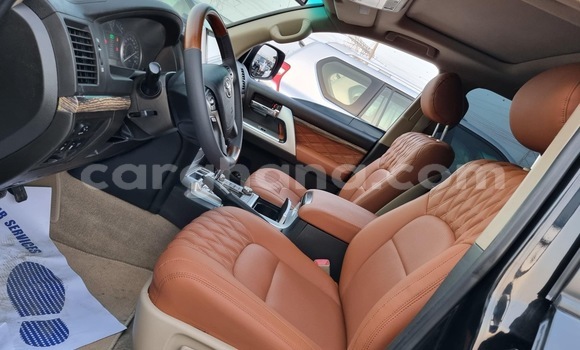 Buy Used Toyota Land Cruiser Black Car in Accra in Greater Accra Buy Used Toyota Land Cruiser Black Car in Accra in Greater Accra