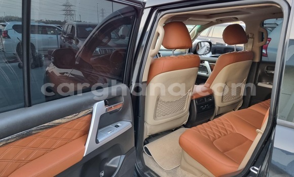 Buy Used Toyota Land Cruiser Black Car in Accra in Greater Accra Buy Used Toyota Land Cruiser Black Car in Accra in Greater Accra