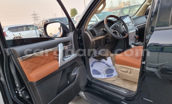 Buy Used Toyota Land Cruiser Black Car in Accra in Greater Accra Buy Used Toyota Land Cruiser Black Car in Accra in Greater Accra