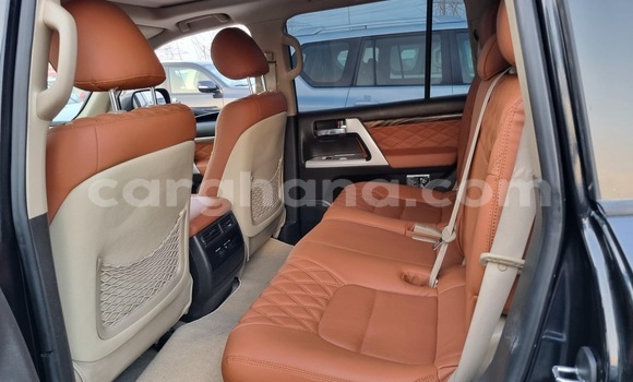 Buy Used Toyota Land Cruiser Black Car in Accra in Greater Accra Buy Used Toyota Land Cruiser Black Car in Accra in Greater Accra