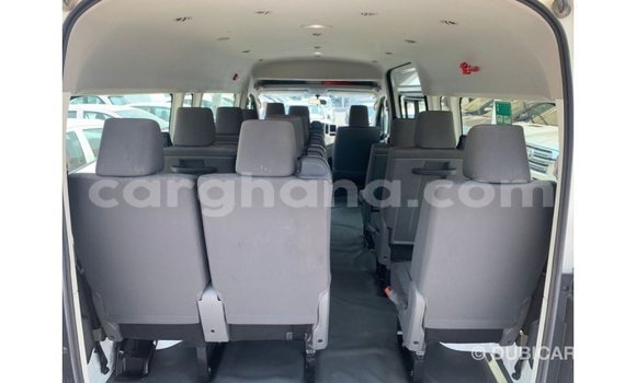 Ra Imported Toyota Hiace funfun Ọkọ̀ in Import - Dubai ni Ashanti Ra Imported Toyota Hiace funfun Ọkọ̀ in Import - Dubai ni Ashanti