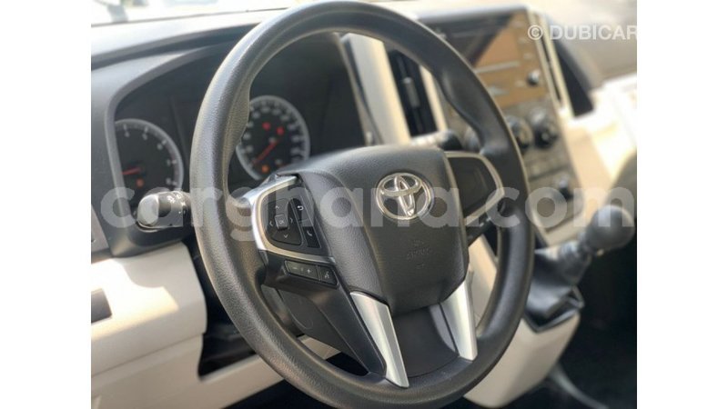 Big with watermark toyota hiace ashanti import dubai 47797