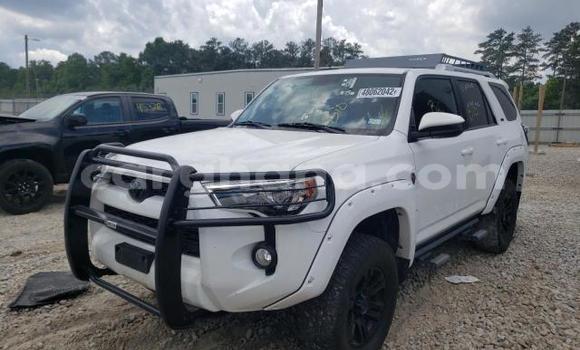 Buy Used Toyota 4Runner White Car in Accra in Greater Accra