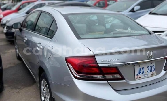 Sayi Na hannu Honda Civic Azurfa Mota in Accra a Greater Accra Sayi Na hannu Honda Civic Azurfa Mota in Accra a Greater Accra