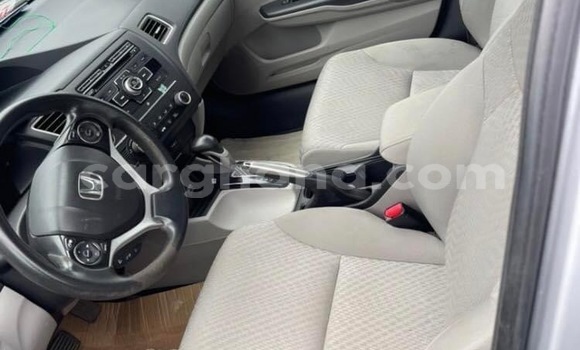 Sayi Na hannu Honda Civic Azurfa Mota in Accra a Greater Accra Sayi Na hannu Honda Civic Azurfa Mota in Accra a Greater Accra