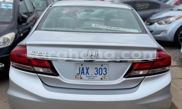 Sayi Na hannu Honda Civic Azurfa Mota in Accra a Greater Accra Sayi Na hannu Honda Civic Azurfa Mota in Accra a Greater Accra