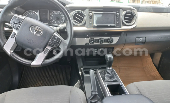 Ra Àlòkù Toyota Tacoma Silver Ọkọ̀ in Accra ni Greater Accra Ra Àlòkù Toyota Tacoma Silver Ọkọ̀ in Accra ni Greater Accra