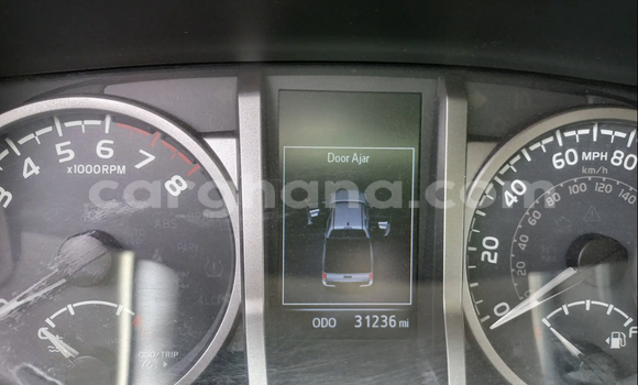 Ra Àlòkù Toyota Tacoma Silver Ọkọ̀ in Accra ni Greater Accra Ra Àlòkù Toyota Tacoma Silver Ọkọ̀ in Accra ni Greater Accra