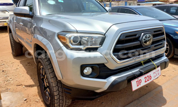 Ra Àlòkù Toyota Tacoma Silver Ọkọ̀ in Accra ni Greater Accra Ra Àlòkù Toyota Tacoma Silver Ọkọ̀ in Accra ni Greater Accra