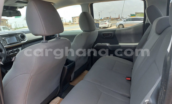 Ra Àlòkù Toyota Tacoma Silver Ọkọ̀ in Accra ni Greater Accra Ra Àlòkù Toyota Tacoma Silver Ọkọ̀ in Accra ni Greater Accra