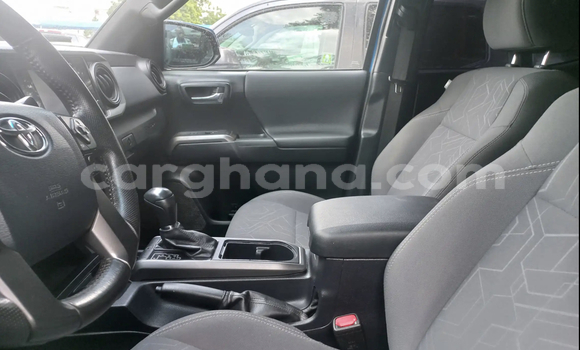 Sayi Na hannu Toyota Tacoma Blue Mota in Accra a Greater Accra Sayi Na hannu Toyota Tacoma Blue Mota in Accra a Greater Accra