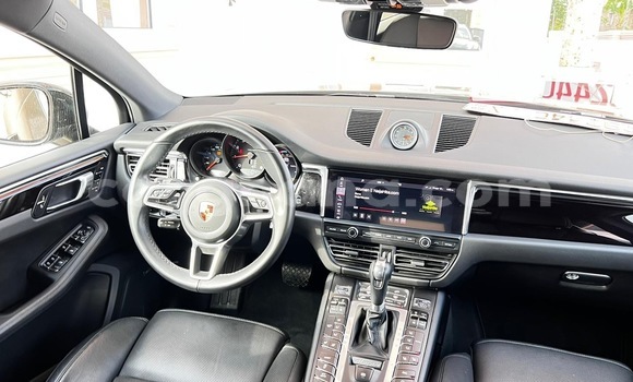 Buy Used Porsche Macan Black Car in Accra in Greater Accra Buy Used Porsche Macan Black Car in Accra in Greater Accra