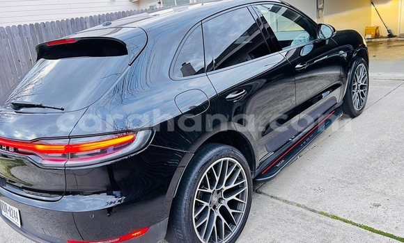 Buy Used Porsche Macan Black Car in Accra in Greater Accra Buy Used Porsche Macan Black Car in Accra in Greater Accra