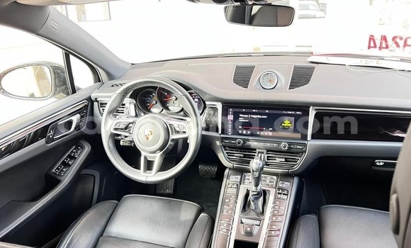 Buy Used Porsche Macan Black Car in Accra in Greater Accra Buy Used Porsche Macan Black Car in Accra in Greater Accra