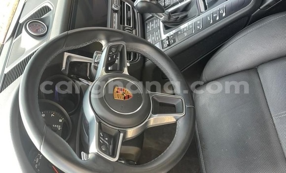 Buy Used Porsche Macan Black Car in Accra in Greater Accra Buy Used Porsche Macan Black Car in Accra in Greater Accra