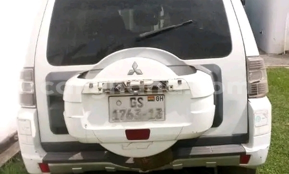 Buy Used Mitsubishi Pajero White Car in Accra in Greater Accra Buy Used Mitsubishi Pajero White Car in Accra in Greater Accra