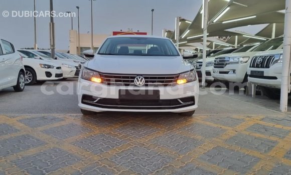 Ra Imported Volkswagen Passat funfun Ọkọ̀ in Import - Dubai ni Ashanti Ra Imported Volkswagen Passat funfun Ọkọ̀ in Import - Dubai ni Ashanti
