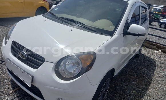 Ra Àlòkù Kia Morning funfun Ọkọ̀ in Accra ni Greater Accra Ra Àlòkù Kia Morning funfun Ọkọ̀ in Accra ni Greater Accra