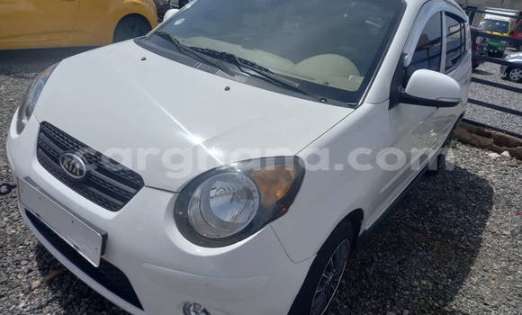 Ra Àlòkù Kia Morning funfun Ọkọ̀ in Accra ni Greater Accra Ra Àlòkù Kia Morning funfun Ọkọ̀ in Accra ni Greater Accra