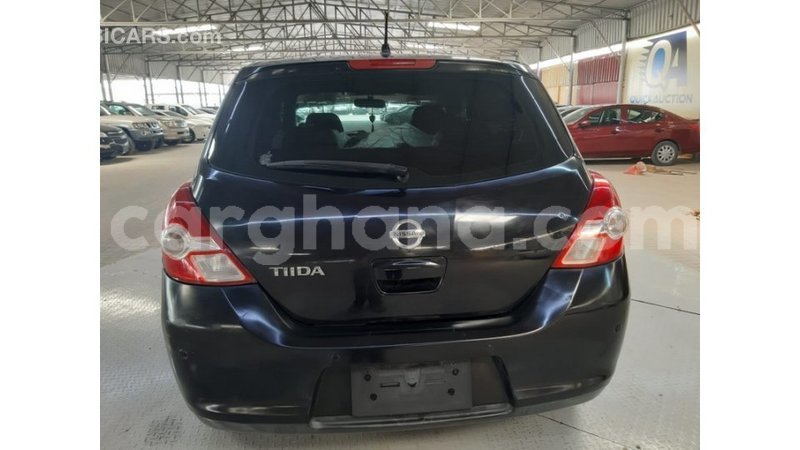 Big with watermark nissan tiida ashanti import dubai 47867