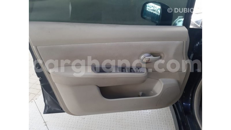 Big with watermark nissan tiida ashanti import dubai 47867