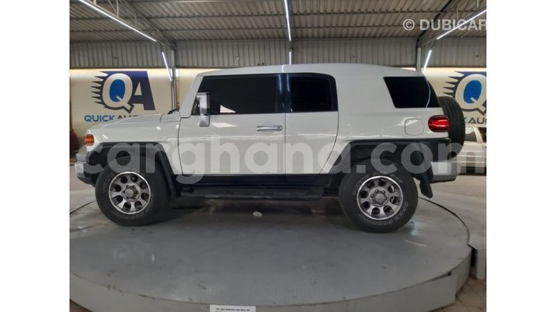 Big with watermark toyota fj cruiser ashanti import dubai 47879