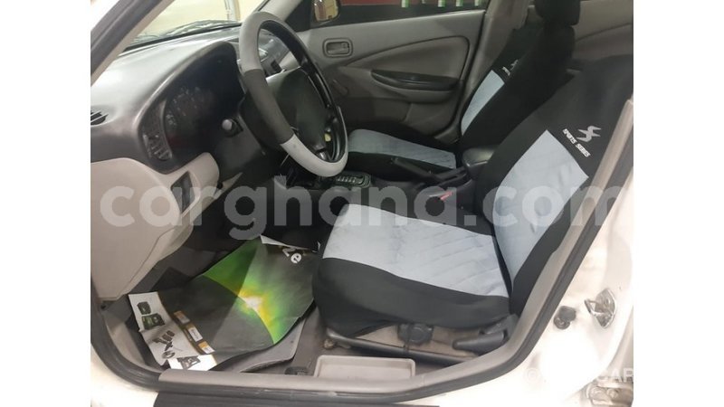 Big with watermark nissan sunny ashanti import dubai 47882