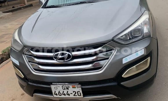 Buy Used Hyundai Santa Fe Silver Car in Accra in Greater Accra