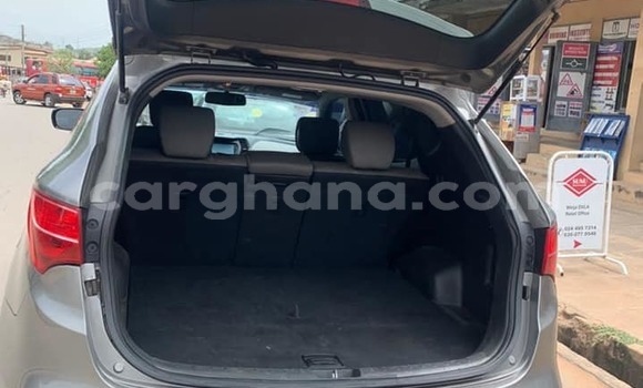 Buy Used Hyundai Santa Fe Silver Car in Accra in Greater Accra Buy Used Hyundai Santa Fe Silver Car in Accra in Greater Accra