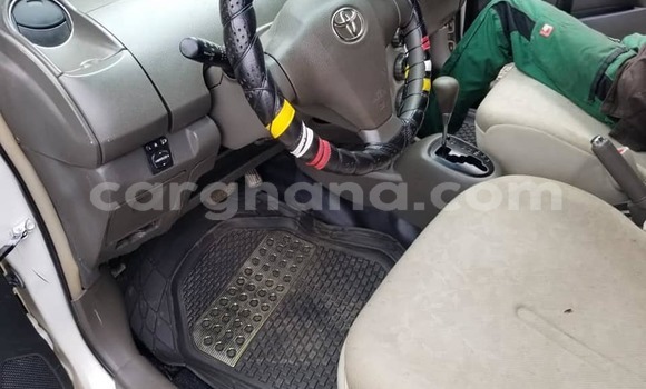 Buy Used Toyota Vitz White Car in Accra in Greater Accra Buy Used Toyota Vitz White Car in Accra in Greater Accra