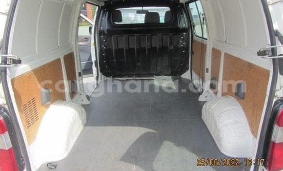 Buy Used Toyota Hiace White Car in Accra in Greater Accra Buy Used Toyota Hiace White Car in Accra in Greater Accra