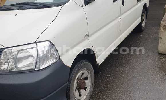 Buy Used Toyota Hiace White Car in Accra in Greater Accra Buy Used Toyota Hiace White Car in Accra in Greater Accra