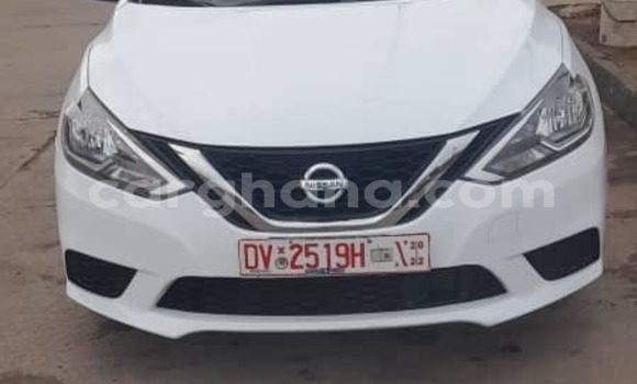 Sayi Na hannu Nissan Sentra White Mota in Accra a Greater Accra Sayi Na hannu Nissan Sentra White Mota in Accra a Greater Accra