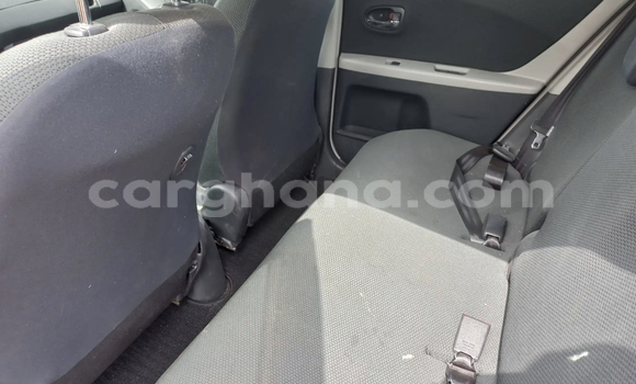 Ra Àlòkù Toyota Vitz Silver Ọkọ̀ in Accra ni Greater Accra Ra Àlòkù Toyota Vitz Silver Ọkọ̀ in Accra ni Greater Accra