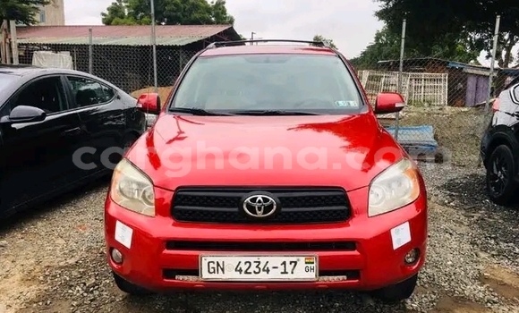 Ra Àlòkù Toyota RAV4 Red Ọkọ̀ in Accra ni Greater Accra