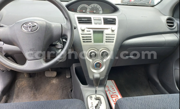 Sayi Na hannu Toyota Yaris Azurfa Mota in Accra a Greater Accra Sayi Na hannu Toyota Yaris Azurfa Mota in Accra a Greater Accra