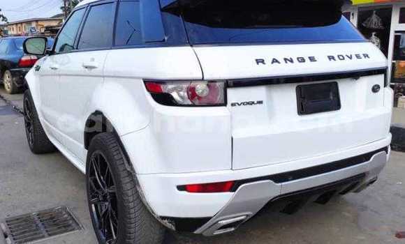 Sayi Na hannu Land Rover Range Rover Evoque White Mota in Accra a Greater Accra Sayi Na hannu Land Rover Range Rover Evoque White Mota in Accra a Greater Accra