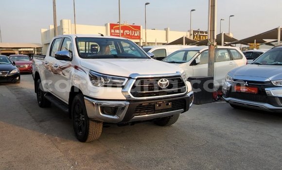 Buy Import Toyota Hilux White Car in Import - Dubai in Ashanti Buy Import Toyota Hilux White Car in Import - Dubai in Ashanti