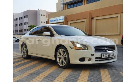 Sayi Imported Nissan Maxima White Mota in Import - Dubai a Ashanti Sayi Imported Nissan Maxima White Mota in Import - Dubai a Ashanti