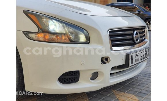 Sayi Imported Nissan Maxima White Mota in Import - Dubai a Ashanti Sayi Imported Nissan Maxima White Mota in Import - Dubai a Ashanti
